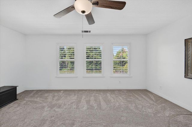 10283 N Sterling Lane, Fresno, CA 93730