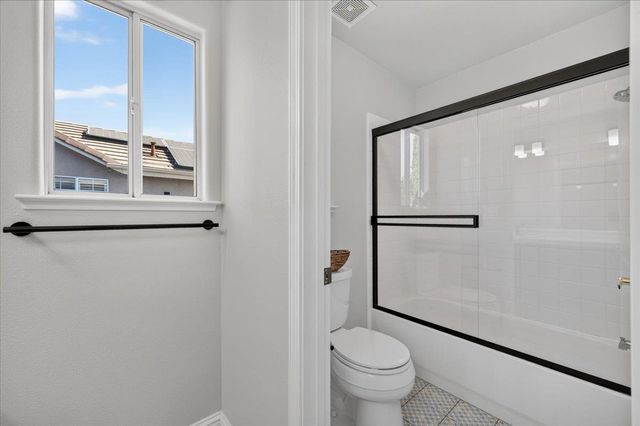 10283 N Sterling Lane, Fresno, CA 93730