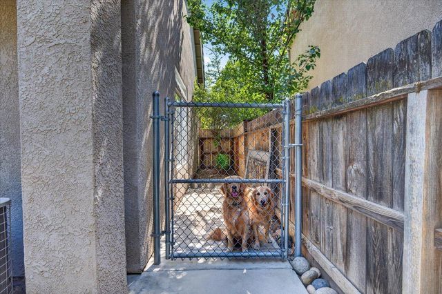 10283 N Sterling Lane, Fresno, CA 93730