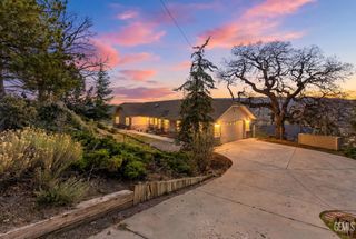 27100 Barkes Way, Tehachapi, CA 93561