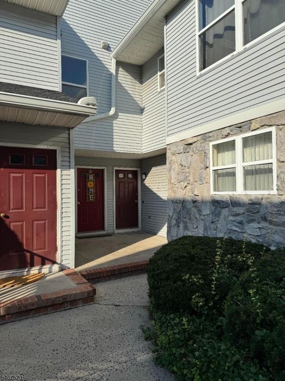 222 Bexley Ln, Piscataway Twp., NJ 08854 — exterior