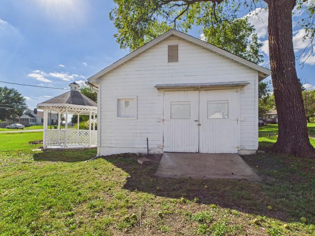 701 Garst, Cabool, MO 65689