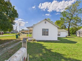 701 Garst, Cabool, MO 65689