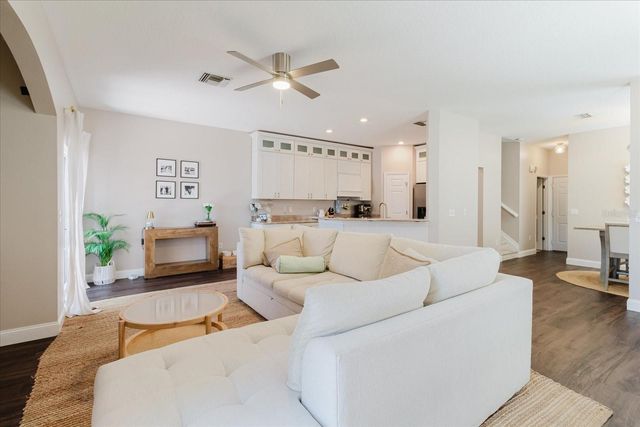 602 51ST AVENUE N, St Petersburg, FL 33703