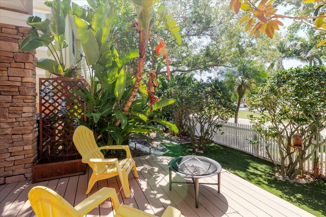 602 51ST AVENUE N, St Petersburg, FL 33703