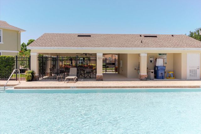 602 51ST AVENUE N, St Petersburg, FL 33703