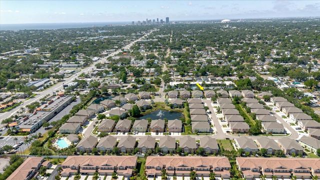 602 51ST AVENUE N, St Petersburg, FL 33703