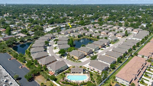 602 51ST AVENUE N, St Petersburg, FL 33703