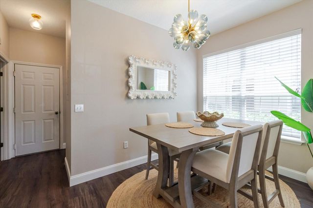 602 51ST AVENUE N, St Petersburg, FL 33703
