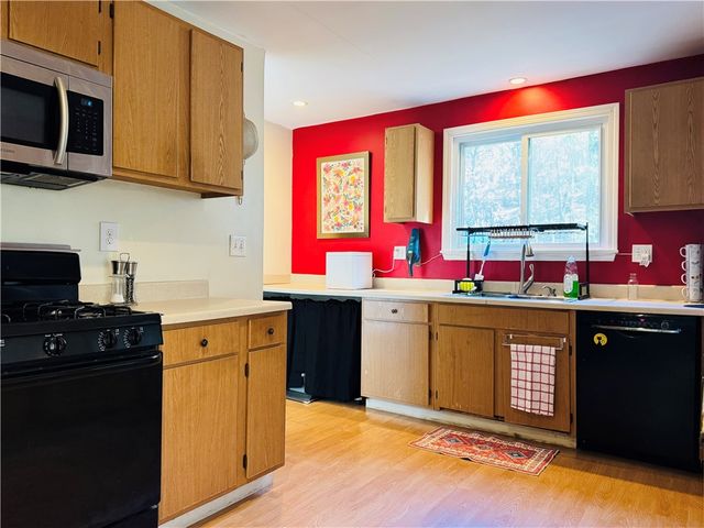 115 Olmstead Place, Onondaga, NY 13219