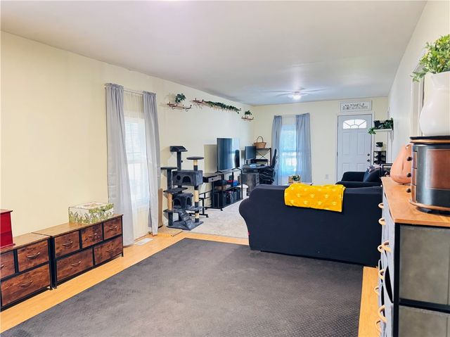 115 Olmstead Place, Onondaga, NY 13219