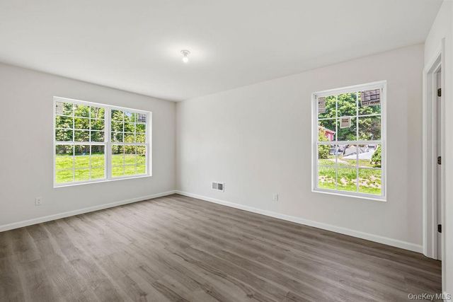 27 Wayne Avenue, West Haverstraw, NY 10993