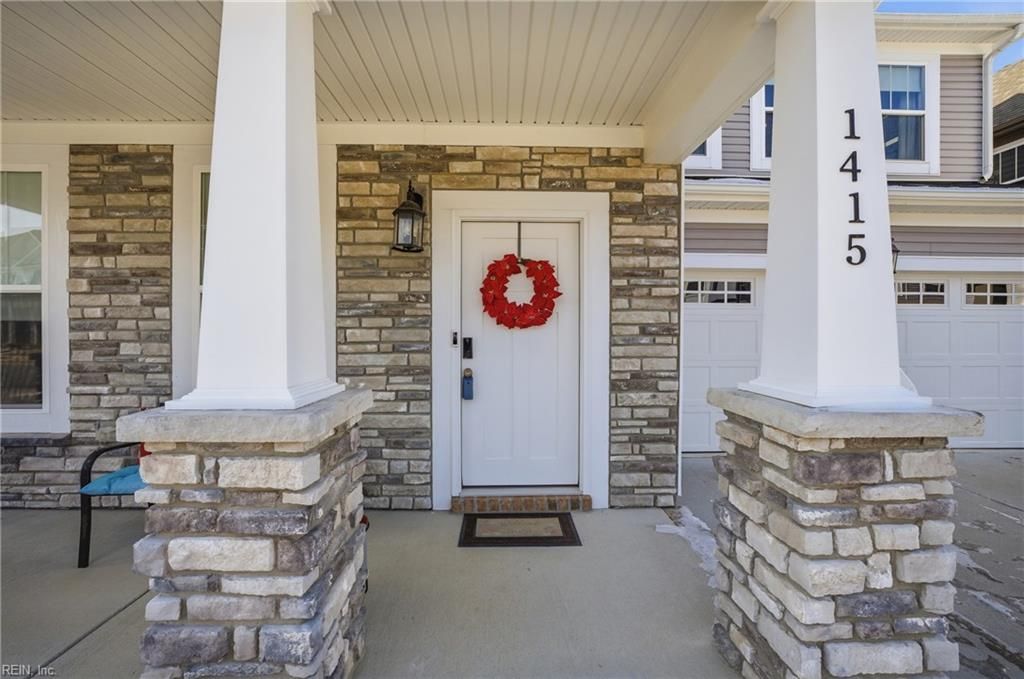 1415 Waltham LN, Newport News, VA 23608