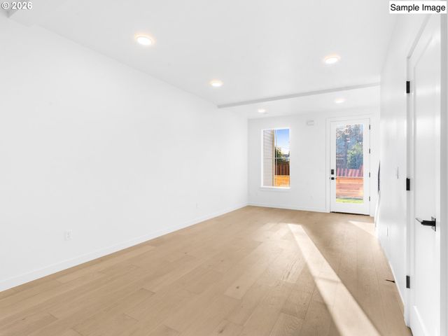 5941 Se 60th Ave, Portland, OR 97206