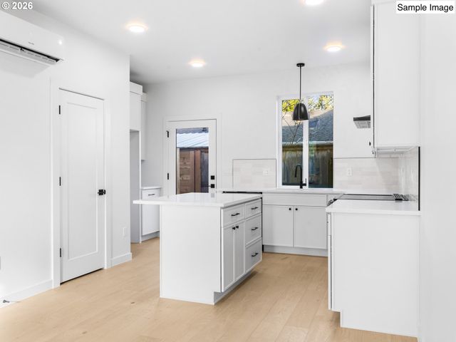 5941 Se 60th Ave, Portland, OR 97206