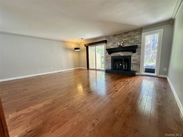 19 Butternut Court, Highland Mills, NY 10930