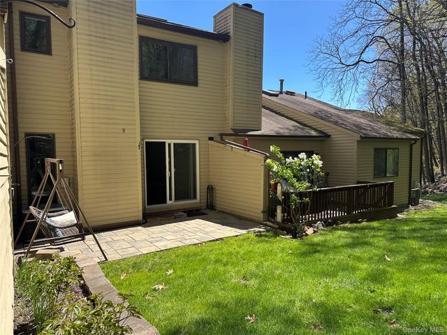 19 Butternut Court, Highland Mills, NY 10930