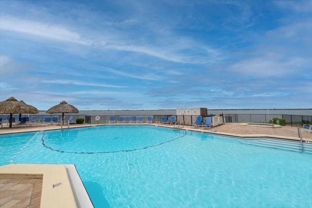 5532 PUERTA DEL SOL BOULEVARD S 138, St Petersburg, FL 33715