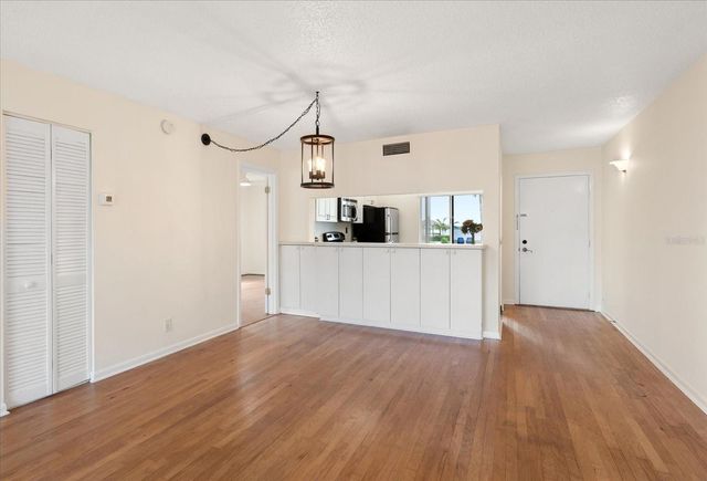 5532 PUERTA DEL SOL BOULEVARD S 138, St Petersburg, FL 33715