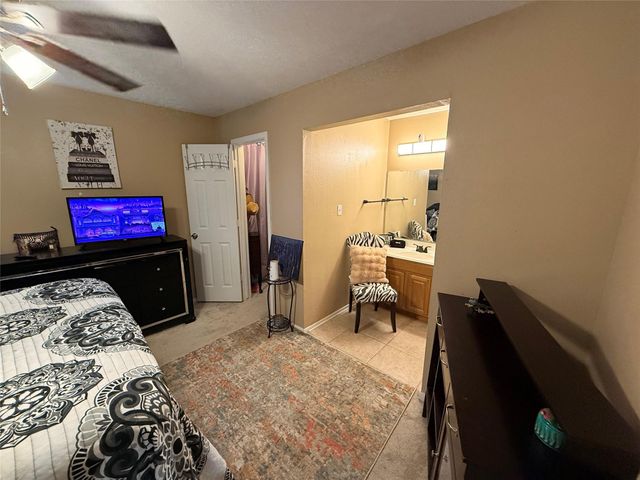 1889 Country Village Boulevard A, Humble, TX 77338