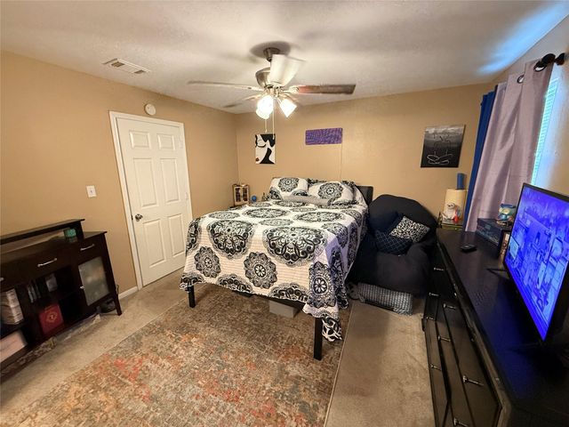 1889 Country Village Boulevard A, Humble, TX 77338