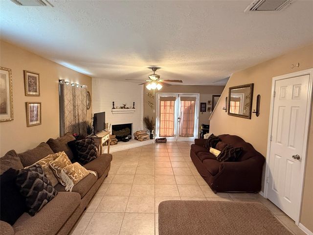 1889 Country Village Boulevard A, Humble, TX 77338