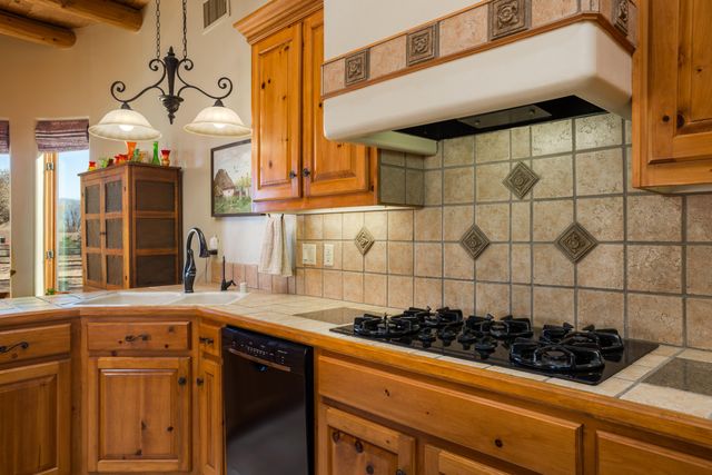 114 Veronica Court, Corrales, NM 87048