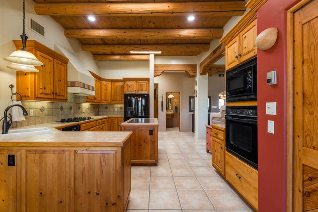 114 Veronica Court, Corrales, NM 87048