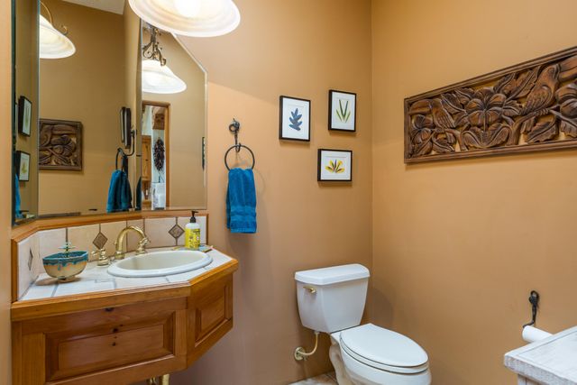 114 Veronica Court, Corrales, NM 87048