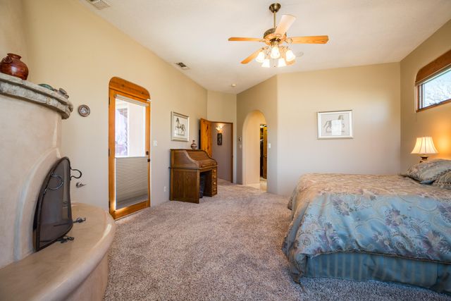 114 Veronica Court, Corrales, NM 87048