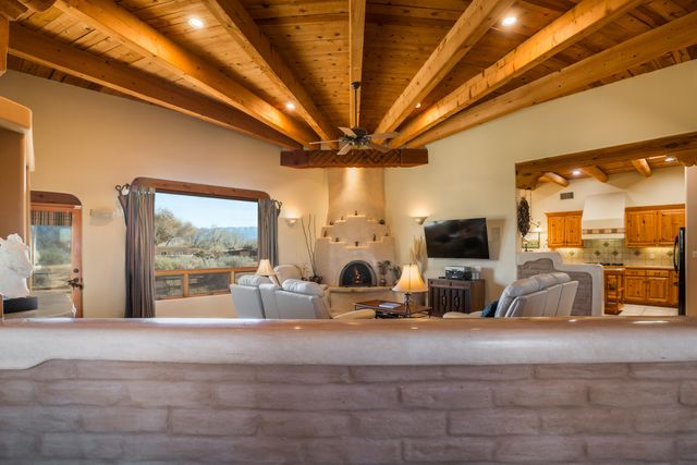 114 Veronica Court, Corrales, NM 87048