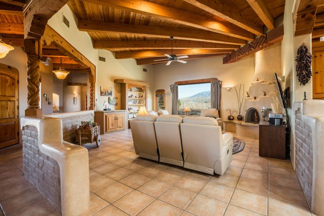 114 Veronica Court, Corrales, NM 87048