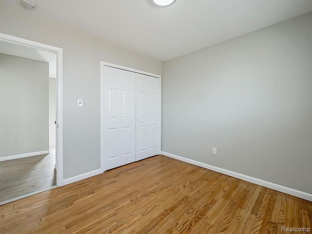 178 Summit View Court, White Lake, MI 48386