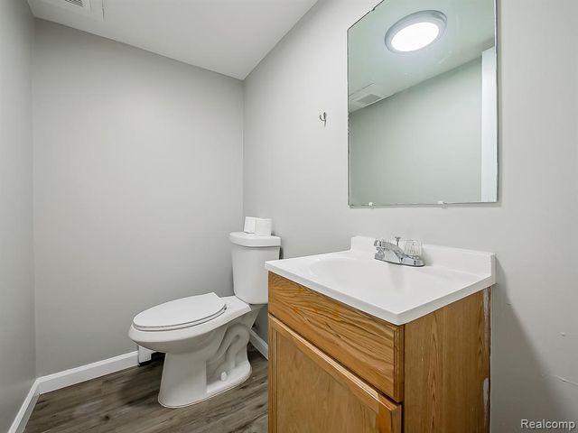 178 Summit View Court, White Lake, MI 48386