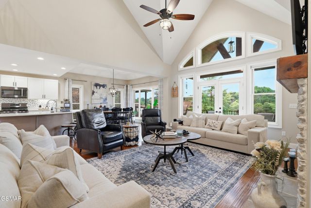 705 Waters Edge, Dandridge, TN 37725