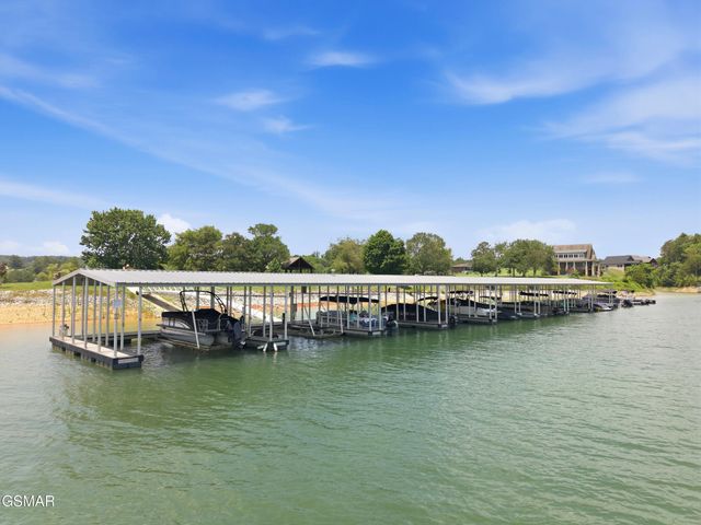 705 Waters Edge, Dandridge, TN 37725