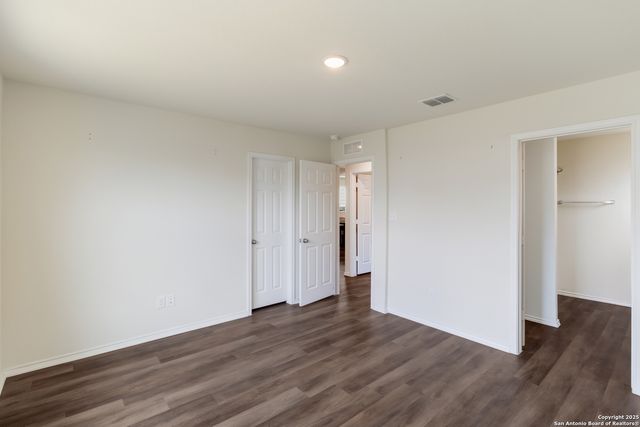 526 Wild Olive, San Antonio, TX 78219