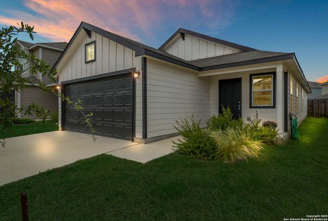 526 Wild Olive, San Antonio, TX 78219