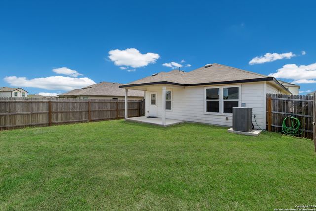 526 Wild Olive, San Antonio, TX 78219