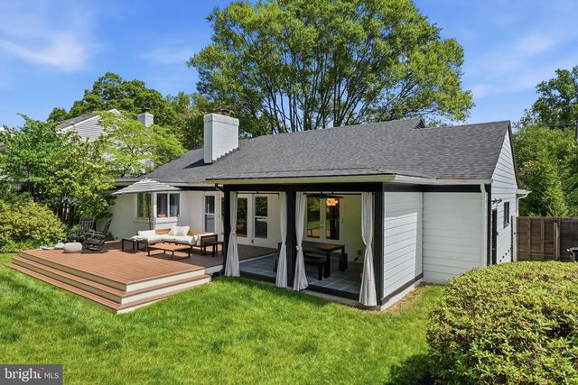 5902 WILSON LN, Bethesda, MD 20817