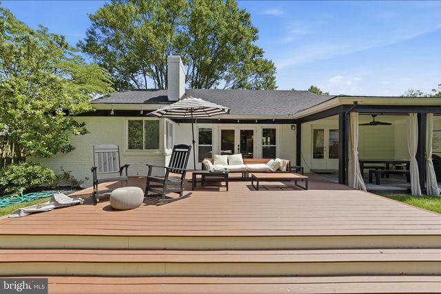 5902 WILSON LN, Bethesda, MD 20817
