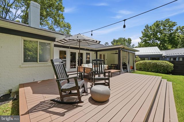 5902 WILSON LN, Bethesda, MD 20817