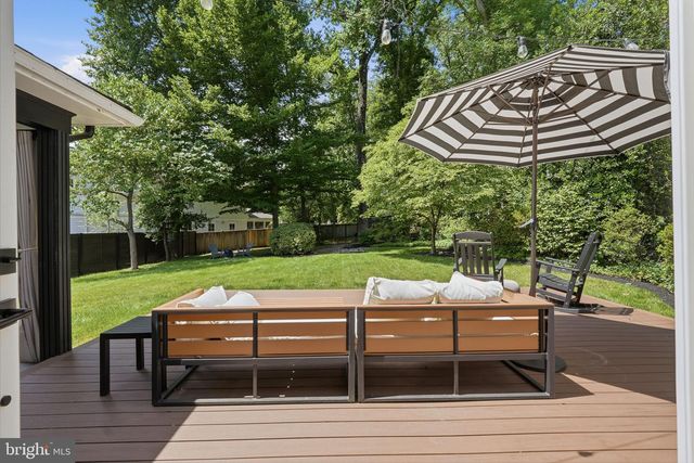 5902 WILSON LN, Bethesda, MD 20817
