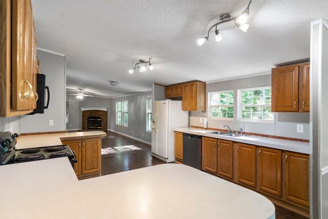 111 Shoals Court, Six Mile, SC 29682