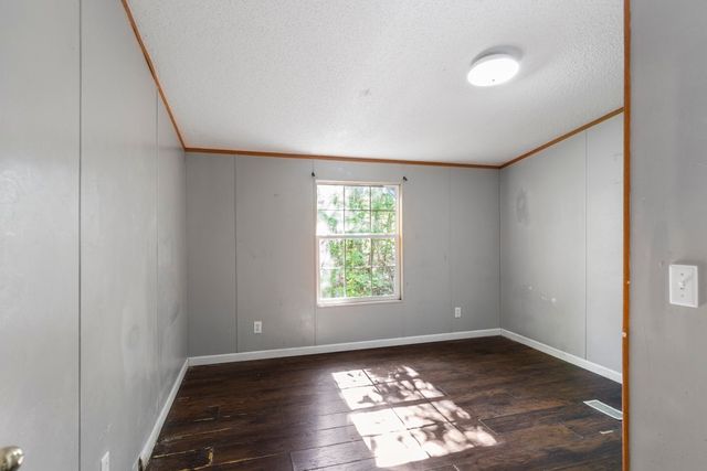 111 Shoals Court, Six Mile, SC 29682