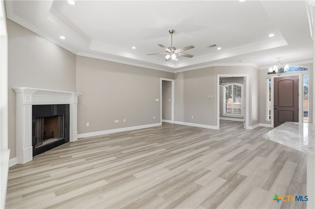 647 Oak Creek Parkway, Seguin, TX 78155