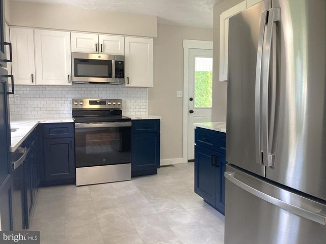 1103 COCKLIN ST, Mechanicsburg, PA 17055