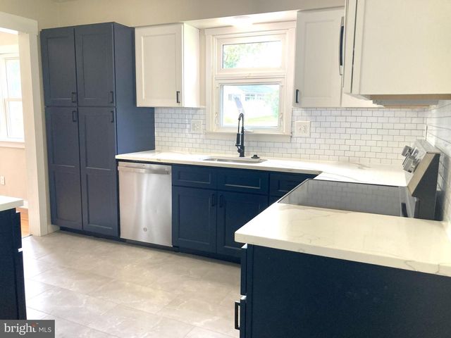 1103 COCKLIN ST, Mechanicsburg, PA 17055