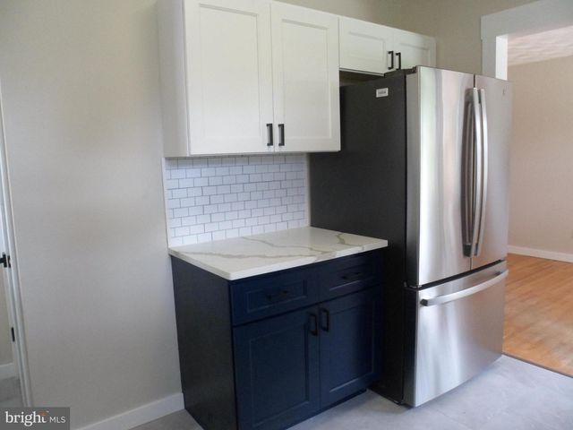 1103 COCKLIN ST, Mechanicsburg, PA 17055