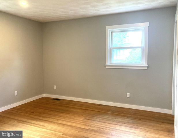 1103 COCKLIN ST, Mechanicsburg, PA 17055